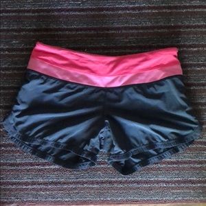 Lululemon Gray Pink Groovy Run Shorts Wet Dry Warm